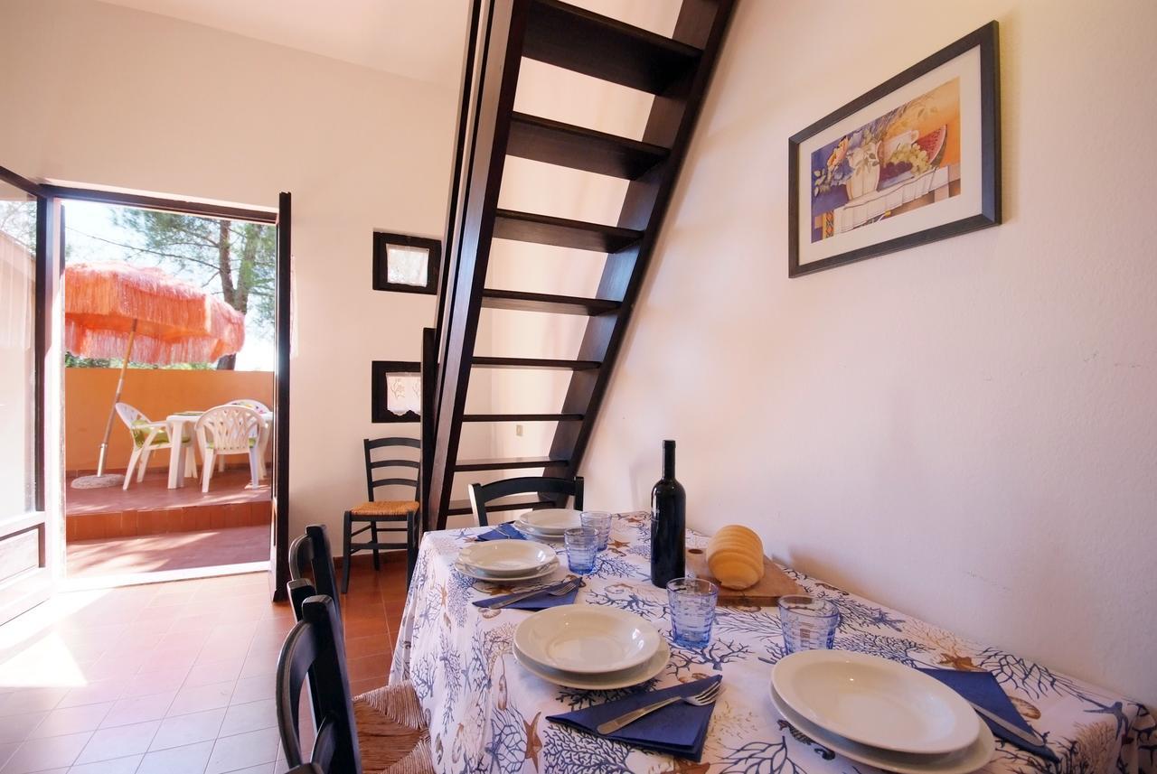 Residence Sud Est Porto Azzurro Extérieur photo