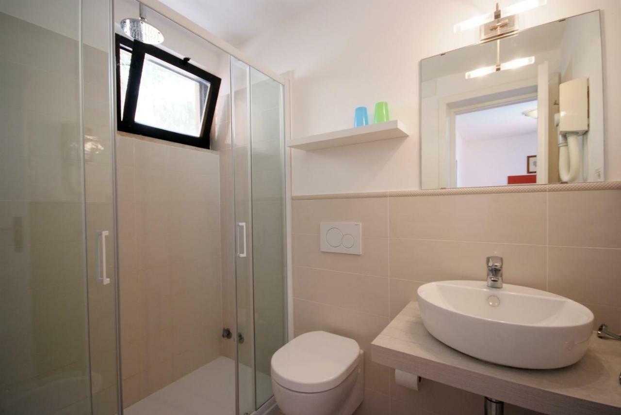 Residence Sud Est Porto Azzurro Extérieur photo