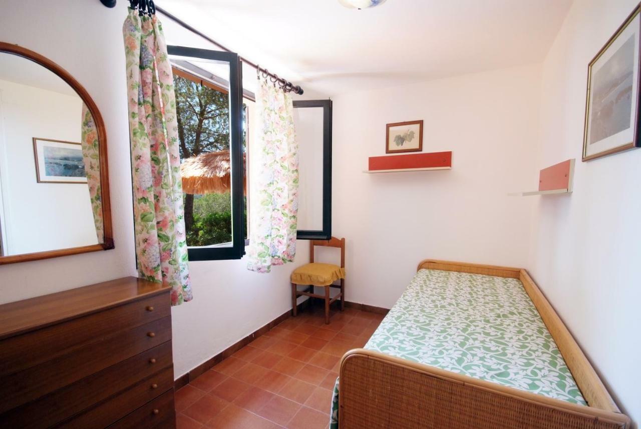Residence Sud Est Porto Azzurro Extérieur photo